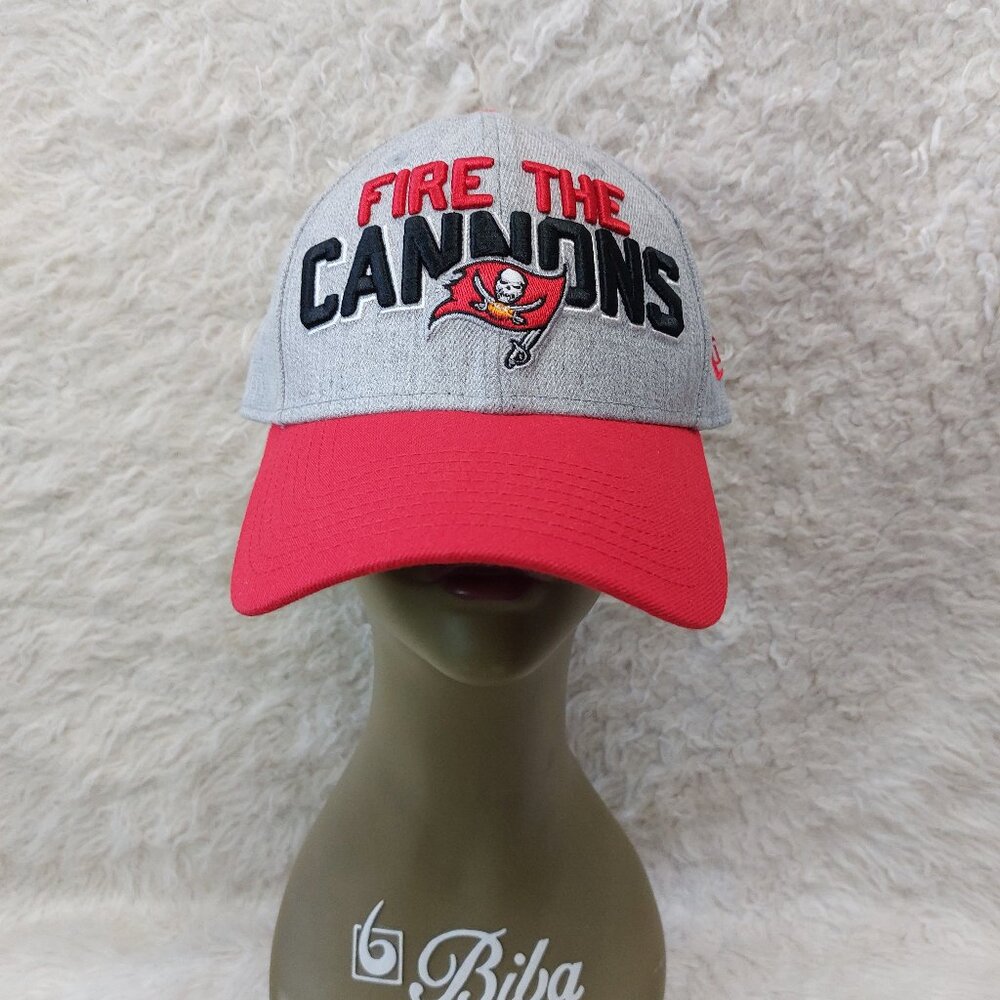 New Era NFL Tampa Bay Buccaneers Hat Cap Sz S-M Gray & Red Fire The Cannons